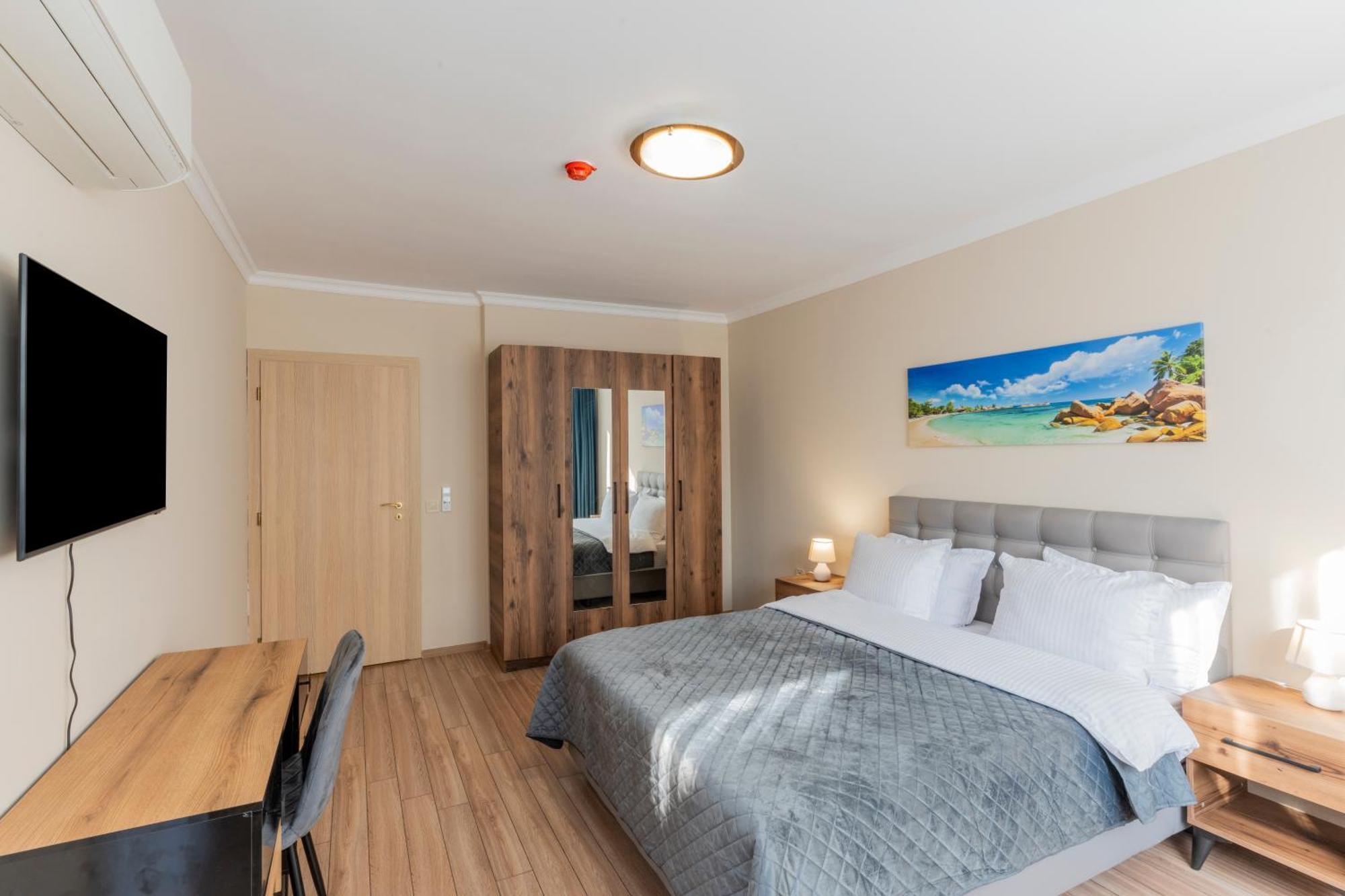 Bissera Premium Apartments Sofia Esterno foto