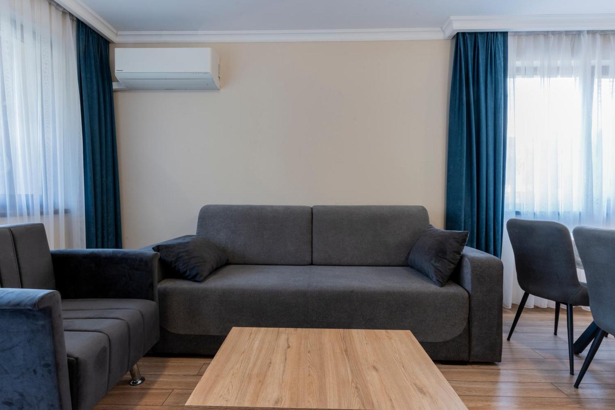 Bissera Premium Apartments Sofia Esterno foto