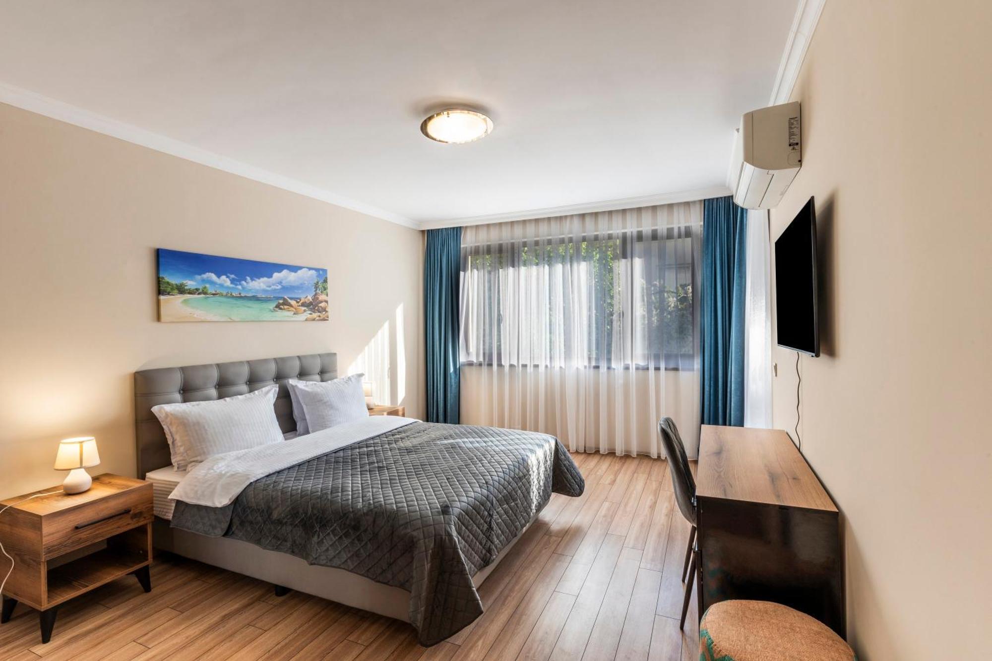Bissera Premium Apartments Sofia Esterno foto